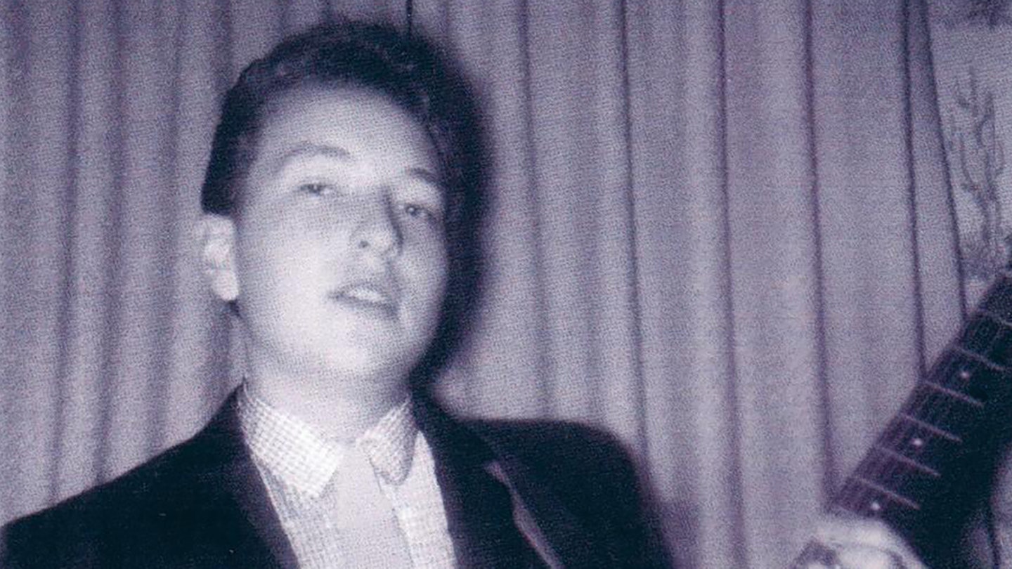 Bob Dylan’s First Ever Recording: “Rock’n’roll made you oblivious to the fear…”