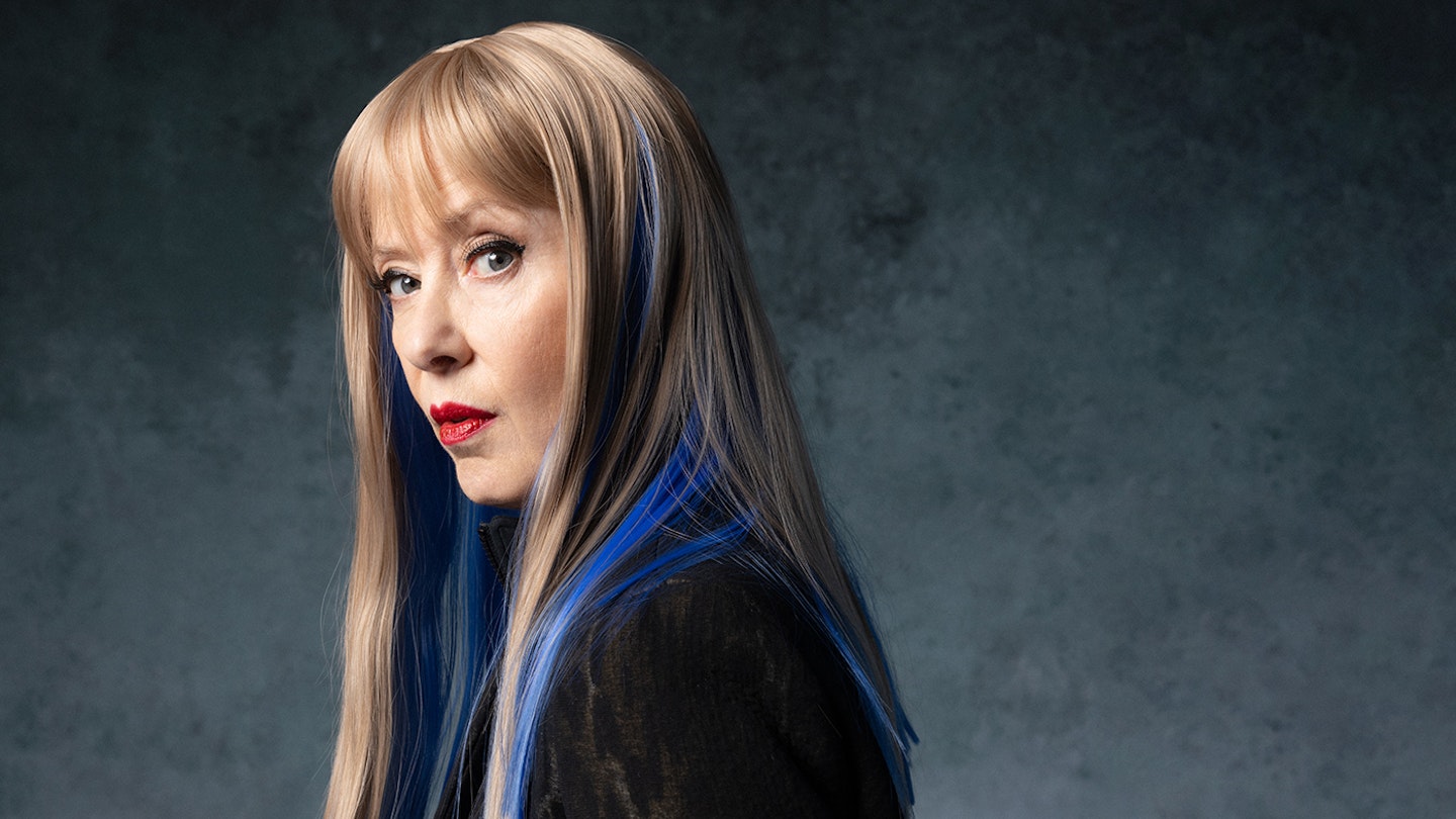 Suzanne Vega – Flying With Angels Reviewed: Singer veers from rage to transcendence on tenth LP